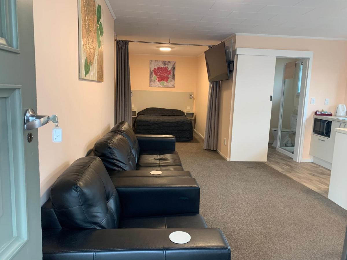 Kingswood Motel Waimate 외부 사진