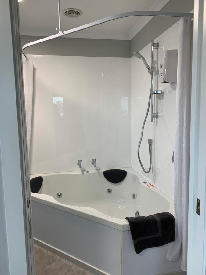 Kingswood Motel Waimate 외부 사진
