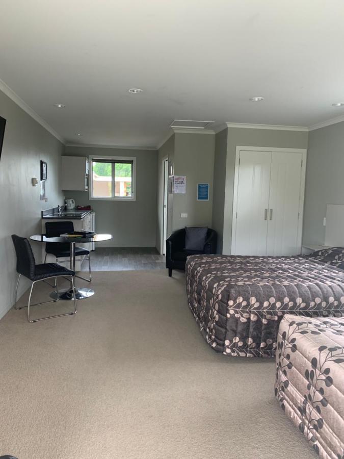 Kingswood Motel Waimate 외부 사진